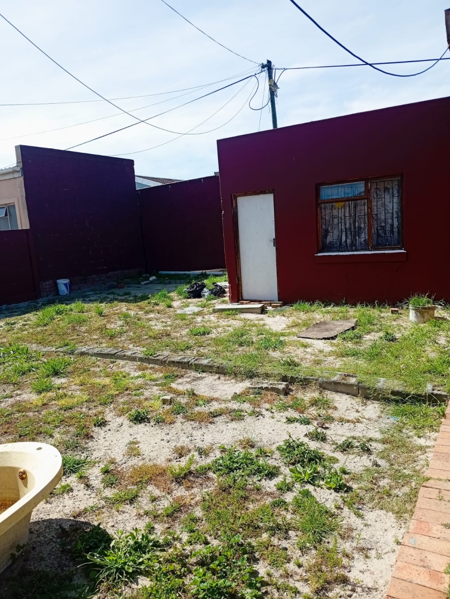 3 Bedroom Property for Sale in Mandalay Western Cape